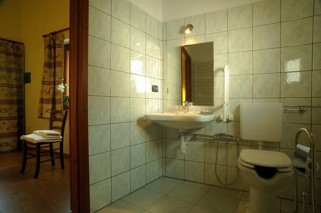 Maison Lombard Hotel Verrayes Ruang foto